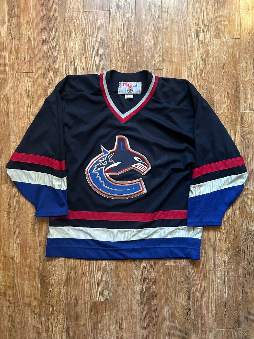 Vintage Vancouver Canucks Jersey